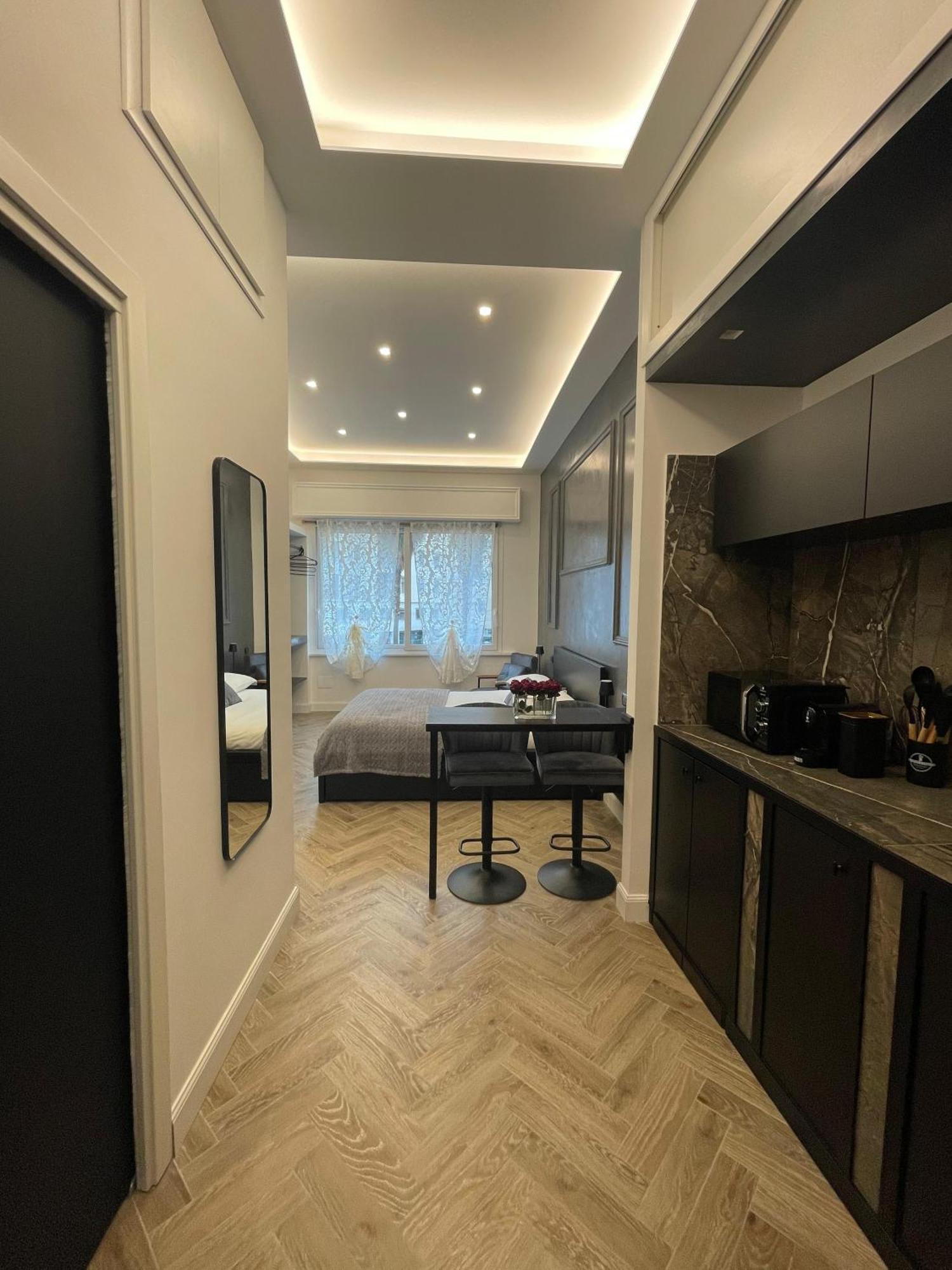 Toledo106 Luxury - Lovely Apartment Naples